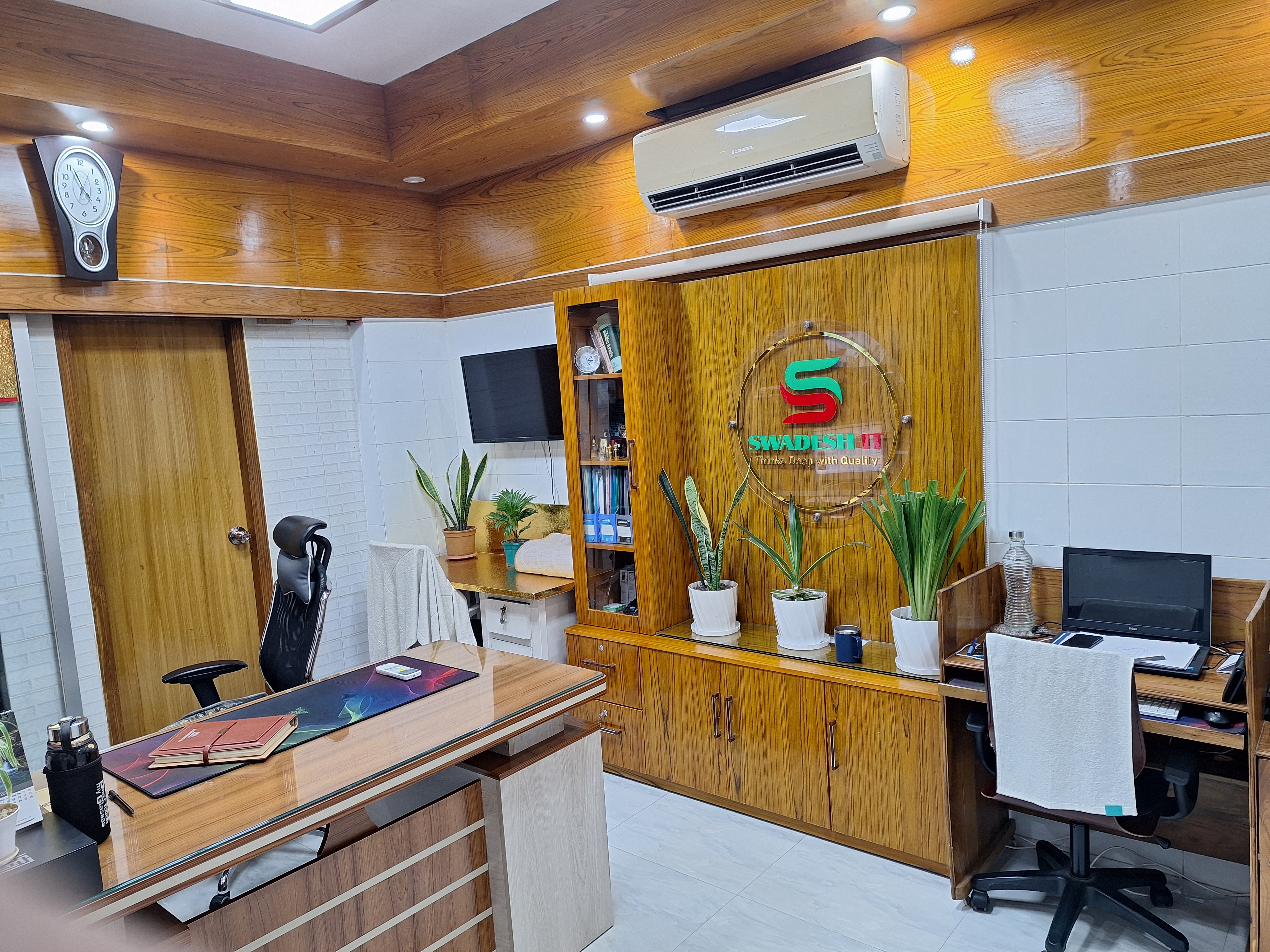 CEO Room